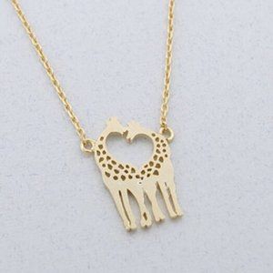 Small Giraffe necklace